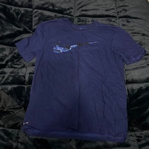 Navy blue Nike tshirt large